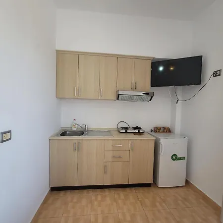 Black Pearl Hotel Apartment